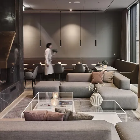 Odeon Hotel 4*